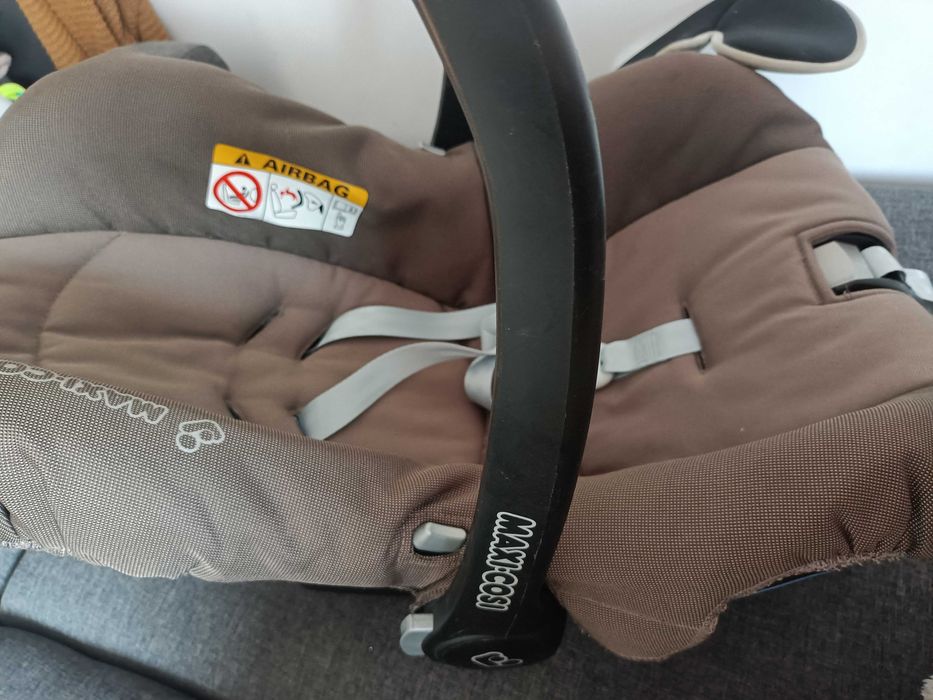 Fotelik nosidełko Maxi-Cosi