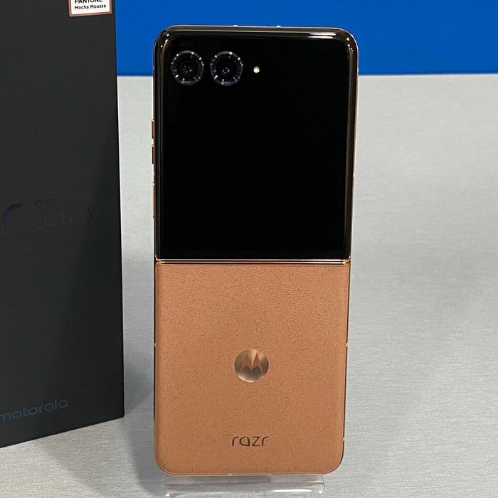 Motorola RAZR 50 Ultra (12GB/512GB) - Mousse