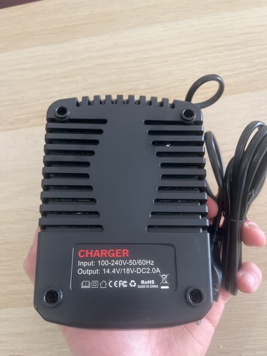 Carregado de bateria Li -on Para Bosh