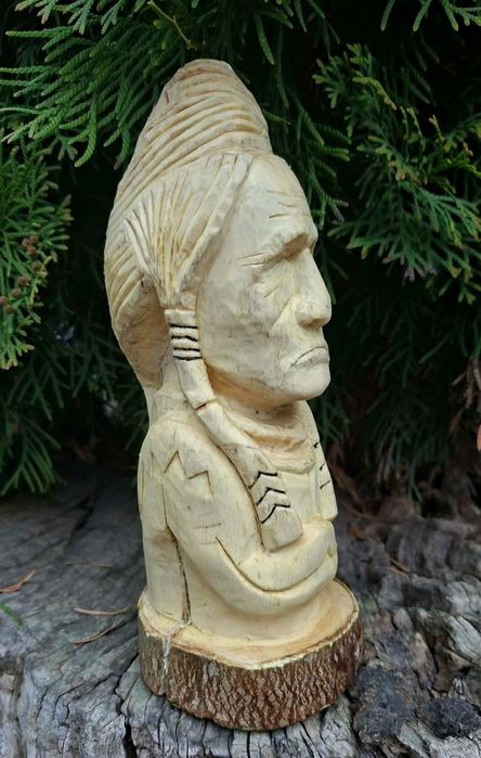 Rdzenni  figurka rękodzieło drewno