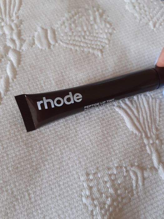 Rhode peptide lip tint