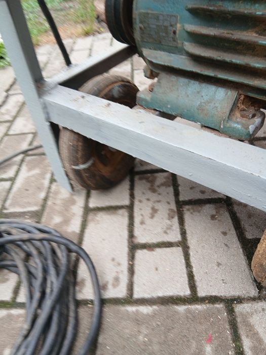 Piła stolowa krajzega na siłę