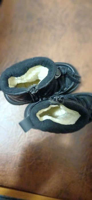 Взуття зимове сапожки