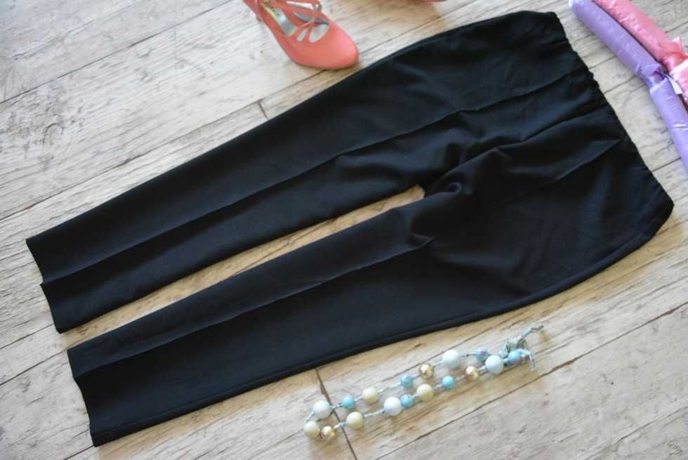 *Bonmarche*chinosy czarne wysokie j nowe_40