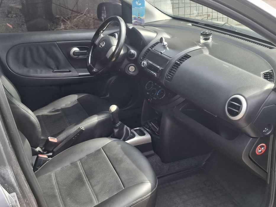 Nissan Note 2011 г.в.,в хорошей комплектации!