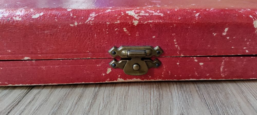 Christofle – elegancki zestaw łyżeczek deserowych 10 szt. + etui