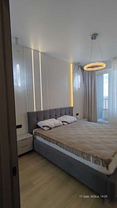 У продажу квартира в Аркадії.Одеса. Новий ремонт.З меблями та технікою. Вид моря!