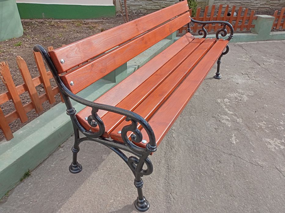 Sprzedam ławkę ogrodową  parkowa wiedenskom