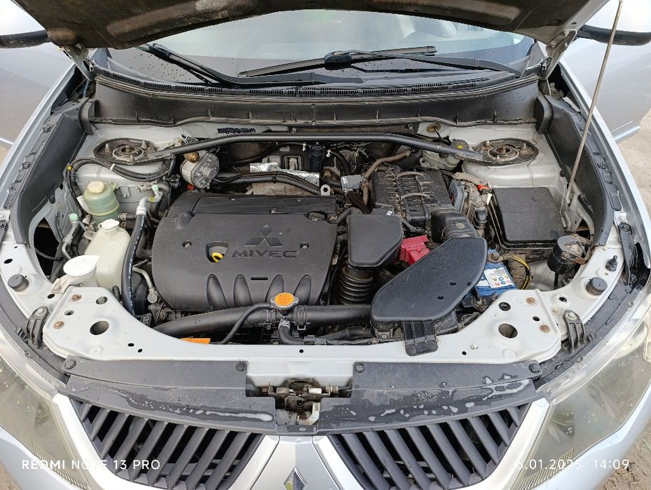 Mitsubishi Outlander 2008 2.4 газ.бензин
ред.