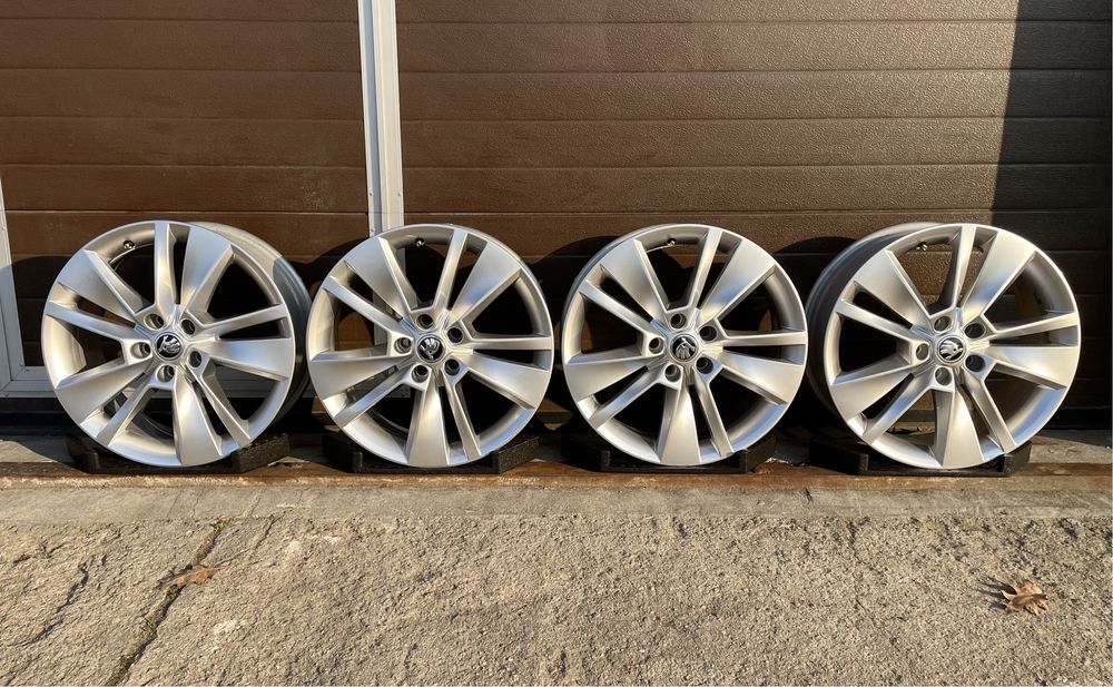 4x felgi aluminiowe 5x112 r18 et45 7J Alufelgi Oryginał Skoda 18”