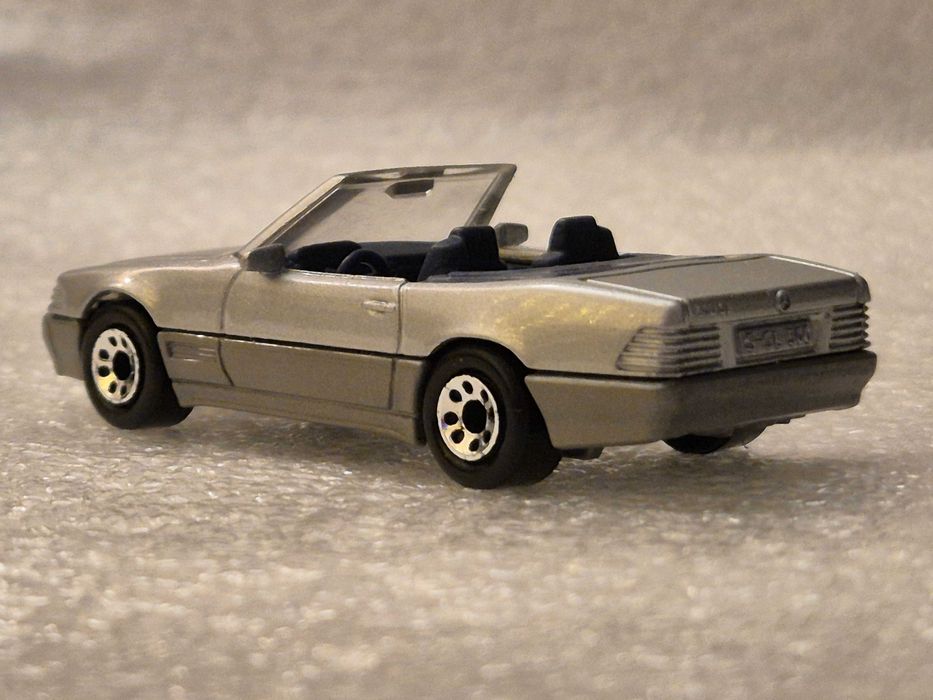 Model Matchbox - Mercedes 500 SL ! ! !