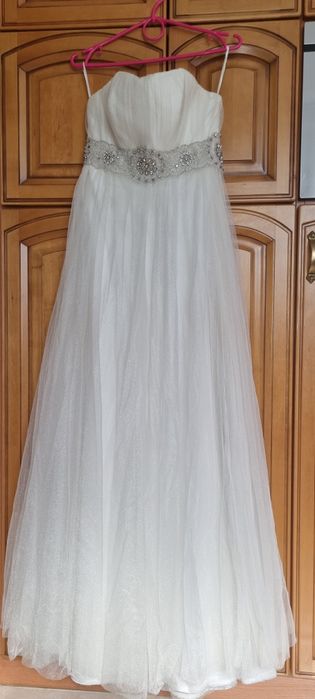 Piękna sukienka ślubna ecru