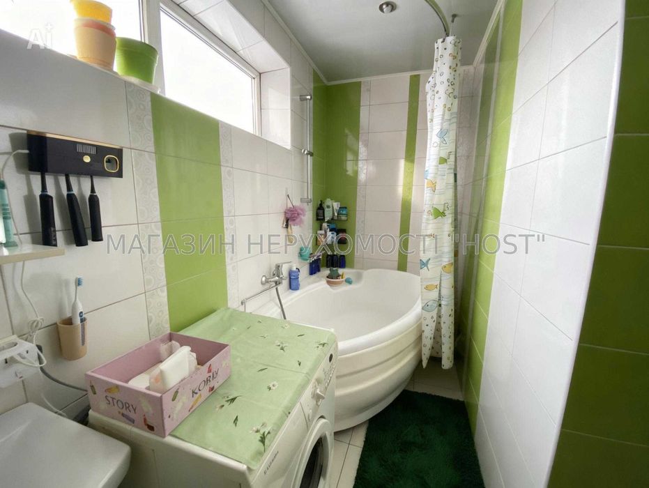 Продам сімейну 3-кімнатну квартиру у Харкові, вул. Лопанська, 31