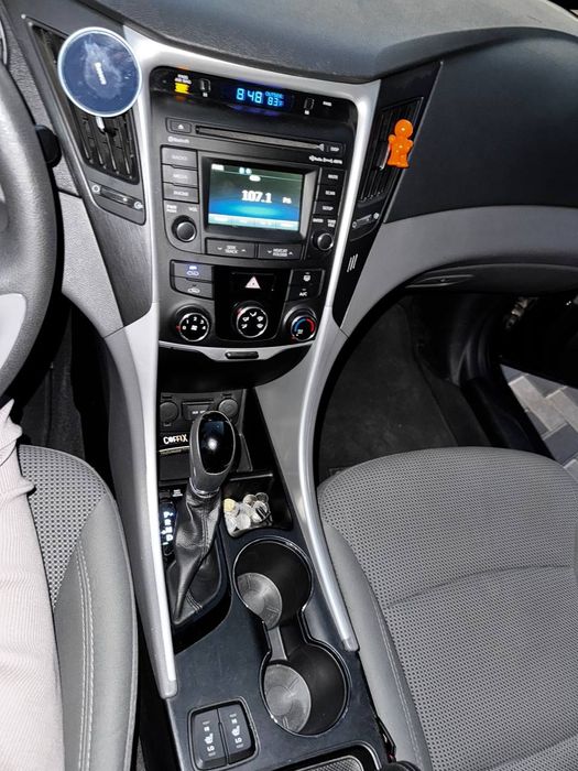 В продажі Hyundai Sonata 2013