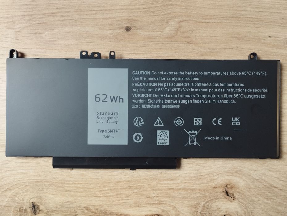 Батарея новая, Dell 5470 5570 Precision M3510