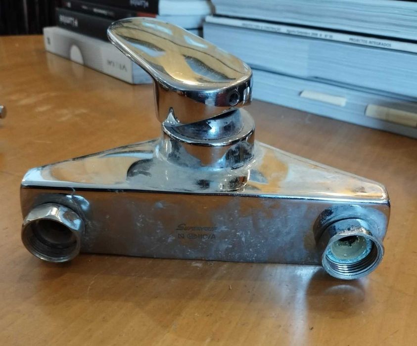 Torneira Misturadora de banheira