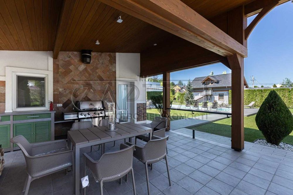 Продажа автономного коттеджа, Лесники, Киево-Святошинский р-н