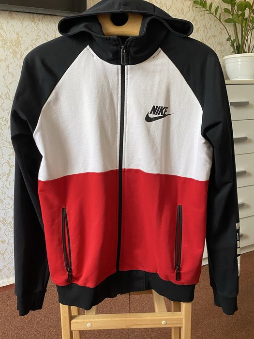 Речі на підлітка.