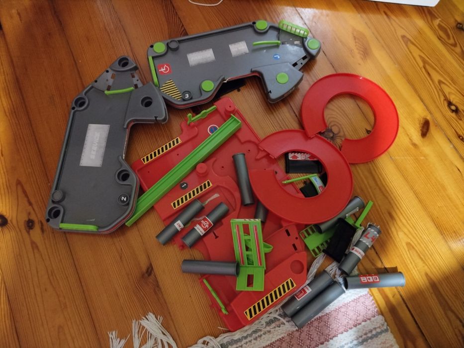 Garaż parking samochodowy