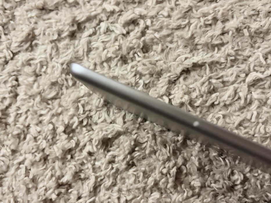 Apple Ipad A1823