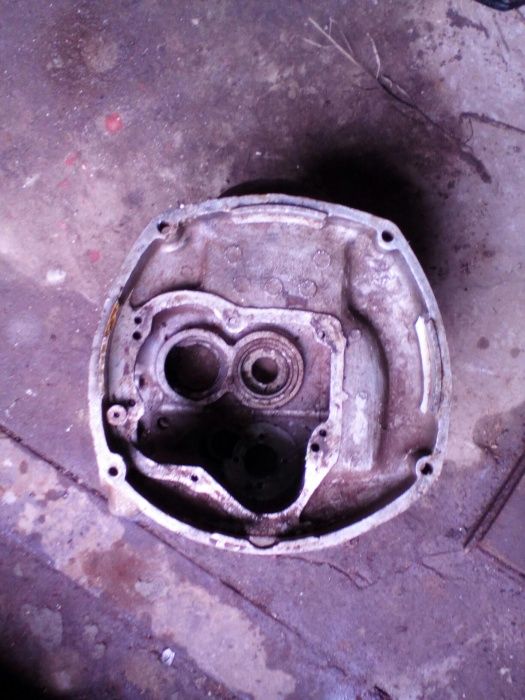 Картер коробки М-72