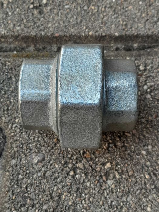 Śrubunek ocynkowany 1 cal