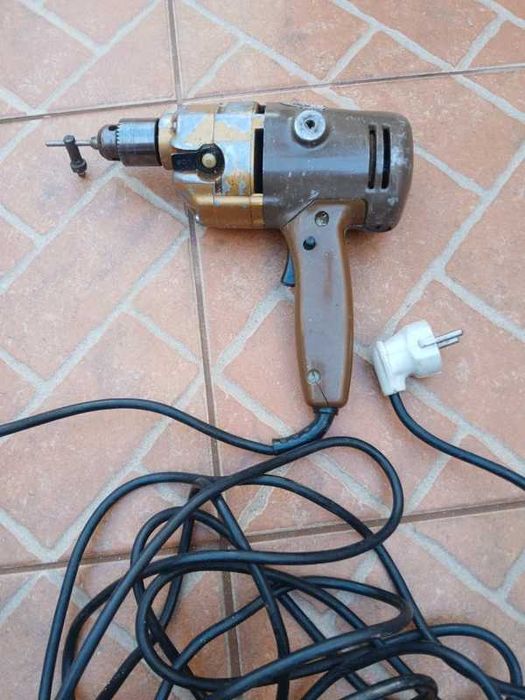 Berbequim Black&Decker D500 20