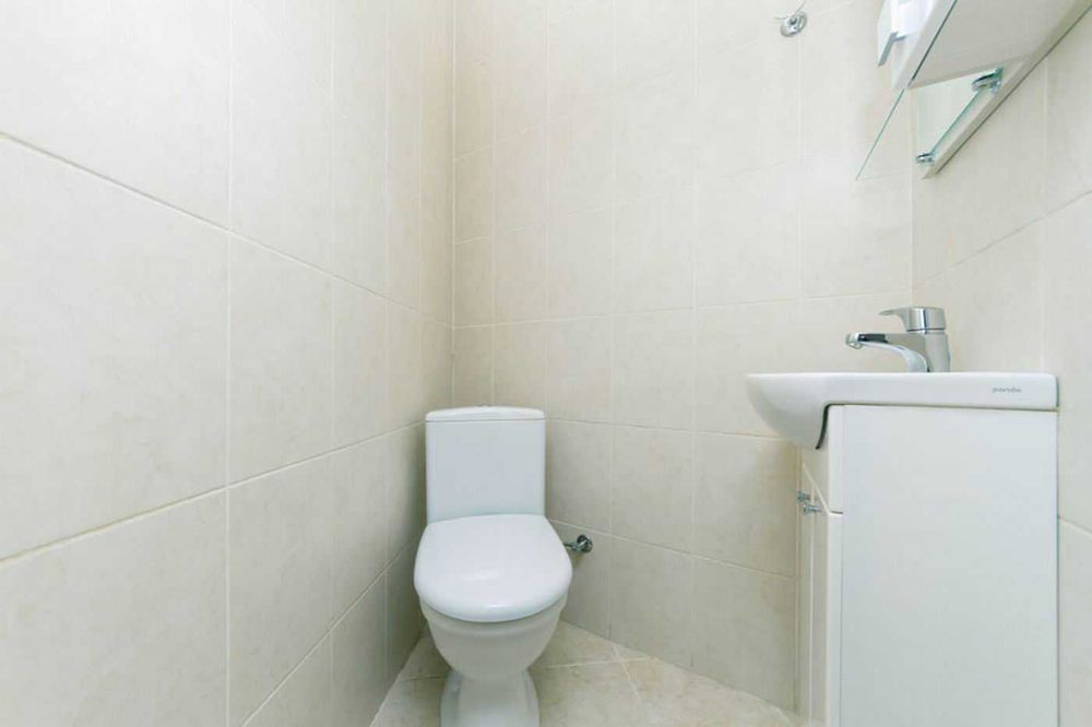 4к вул Костельна 5, м Майдан. Хрещатик