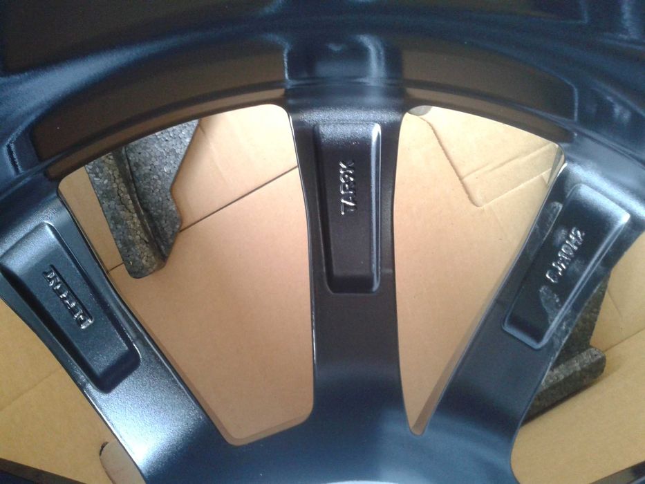 oryginalne r19 nowe felgi mielec dezent volvo 5x108 xc40 xc60 xc90 v90