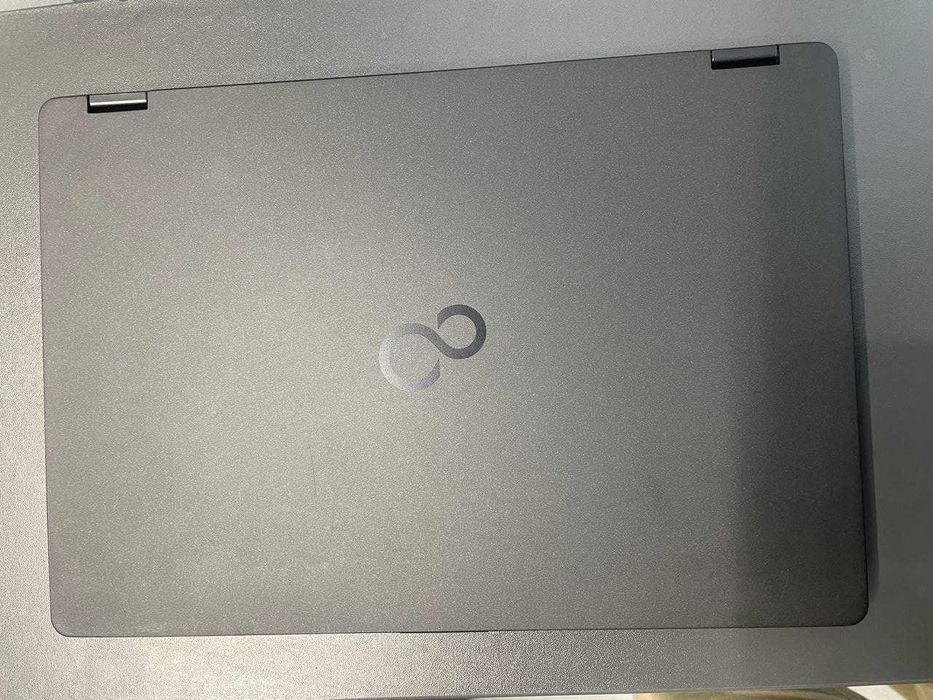 Ноутбук Fujitsu LifeBook U7311 i5-1135G7 8/256 4G Б/В • 73 шт
