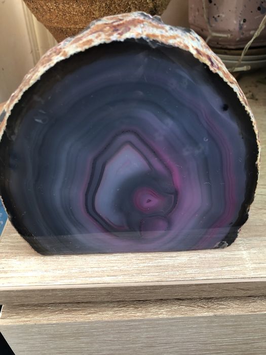 Натуральний полірований агат камінь 13 см