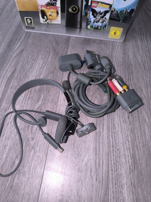 Xbox 360 + Kinect + Auscultadores