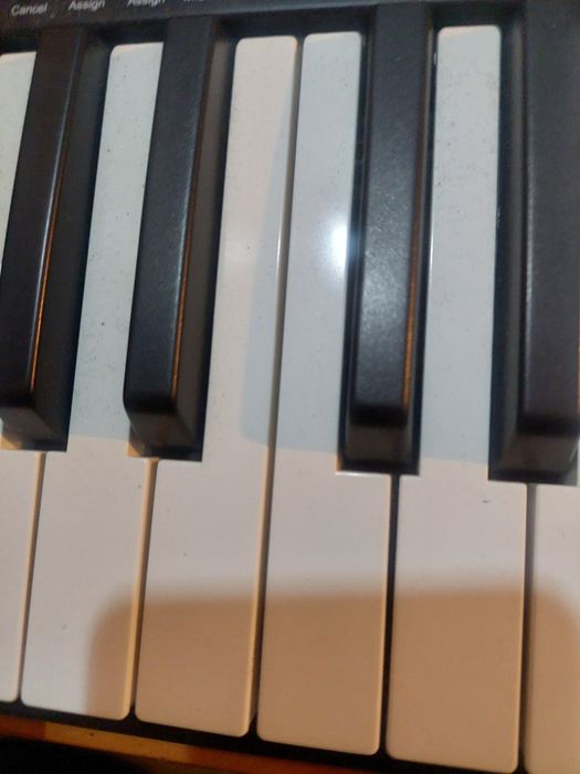 Controlador MIDI Nektar 49GX