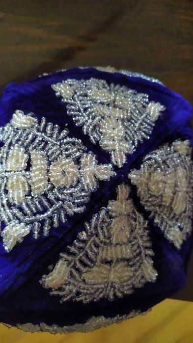 Тюбетейка яскрава, розшита бісером