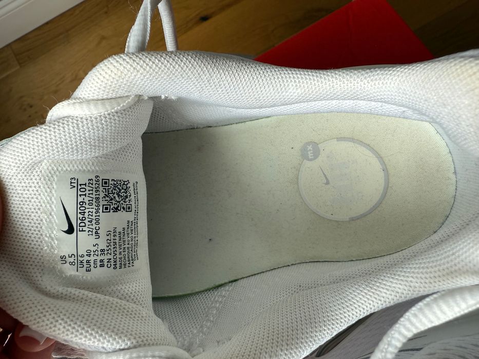 Białe Air max Nike