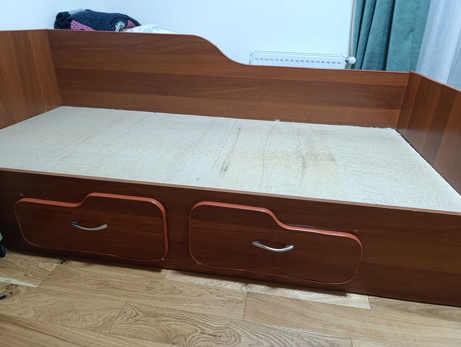 Продати б/у ліжко