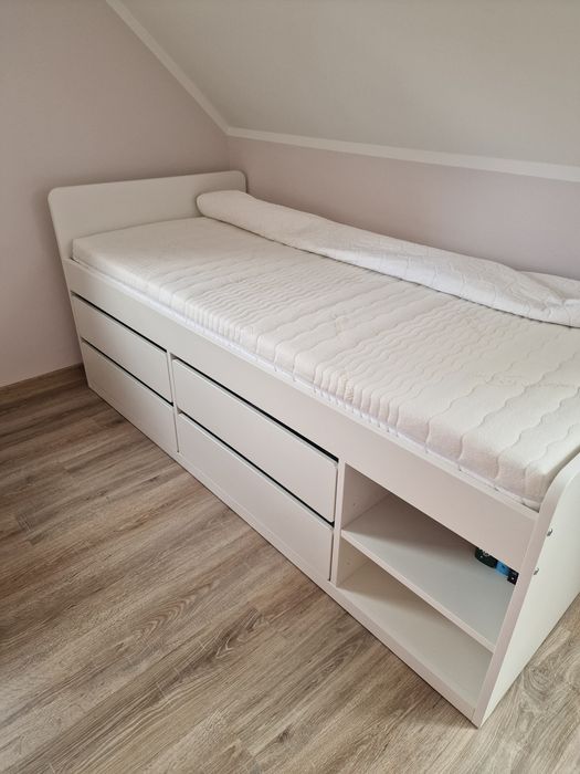 Łóżko Ikea z szufladami , super stan