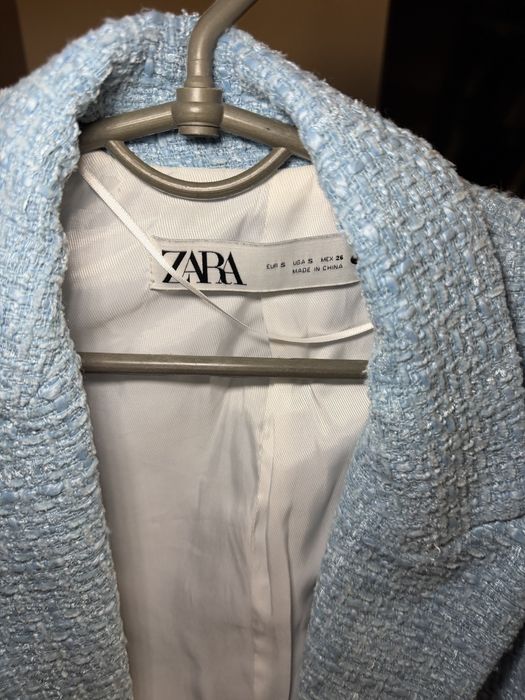 Блакитний піджак zara