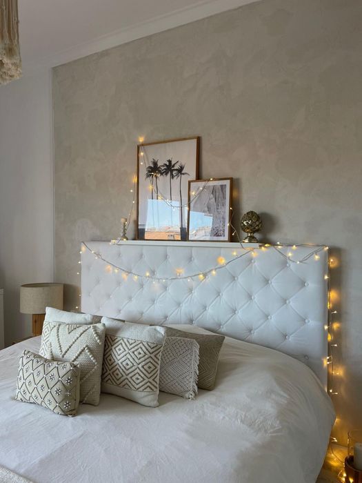 Cama almofadada com estrado e cabeceira - 180x200 cm