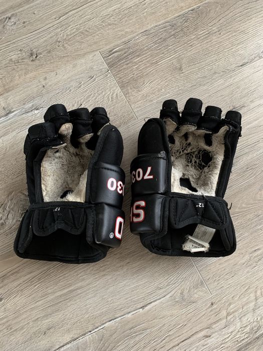 Хоккейные перчатки SHER-WooD 12 размер.