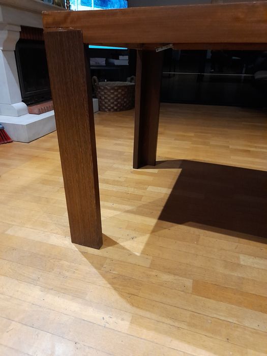 Mesa de sala em bo. Estado