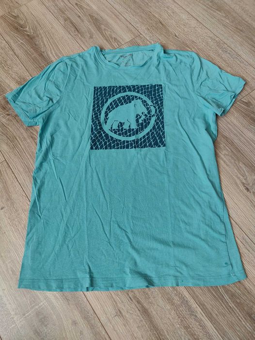 Продам футболку Mammut