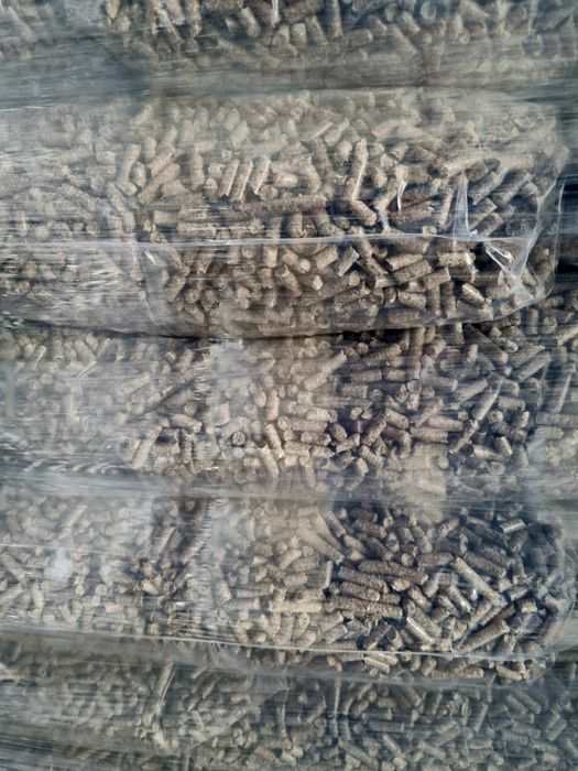 Pellet drzewny wysoka jakosc 6 mm A1 opal,drewno,brykiet