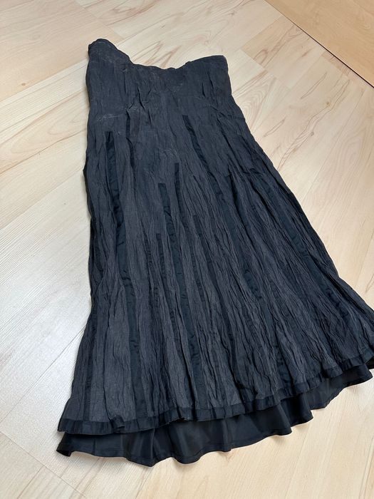 tiffi czarna elegancka długa wizytowa rozszerzana spódnica midi