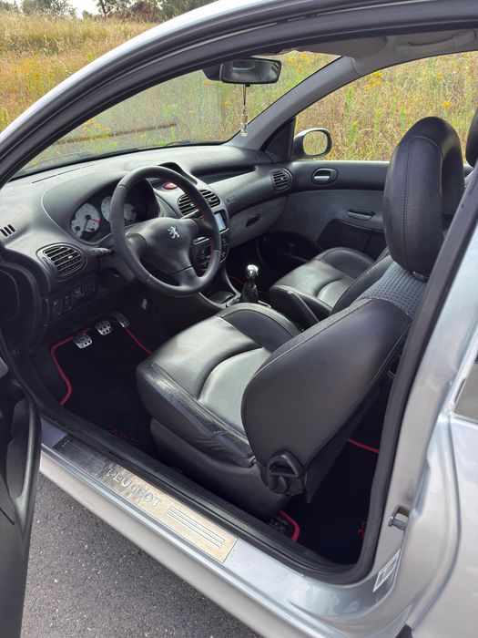 Peugeot 206 GTI 1.6 16v 02/2001