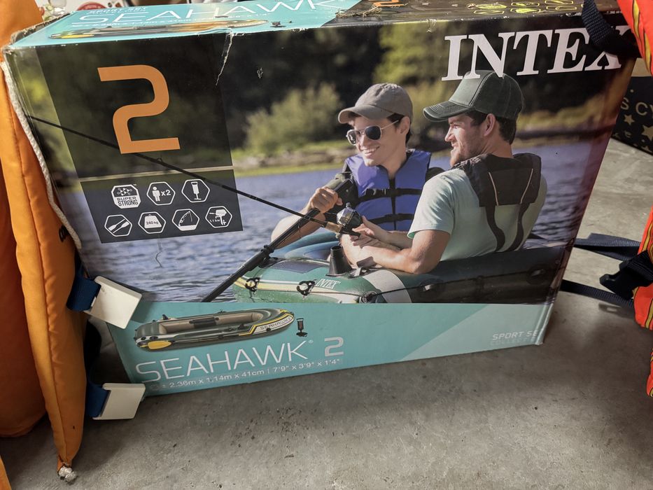 Barco intex 2 e 2 coletes