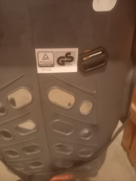 Fotelik dla dziecka brioso