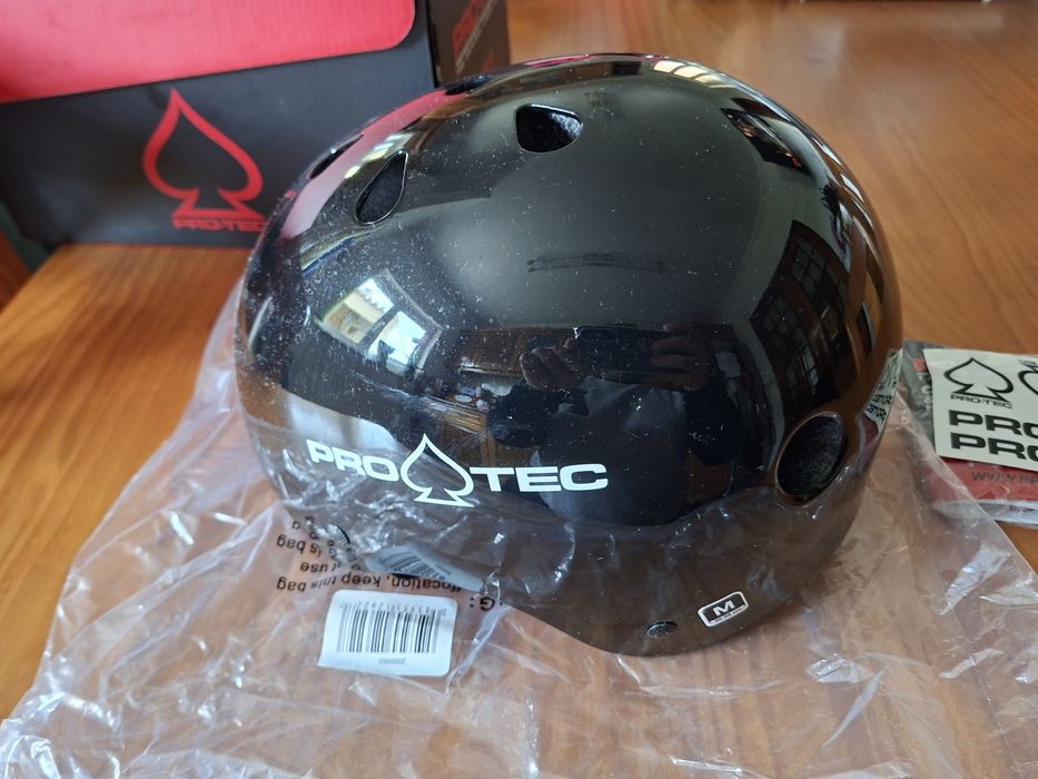 Capacete skate Pro-Tec Gloss Black tamanho M