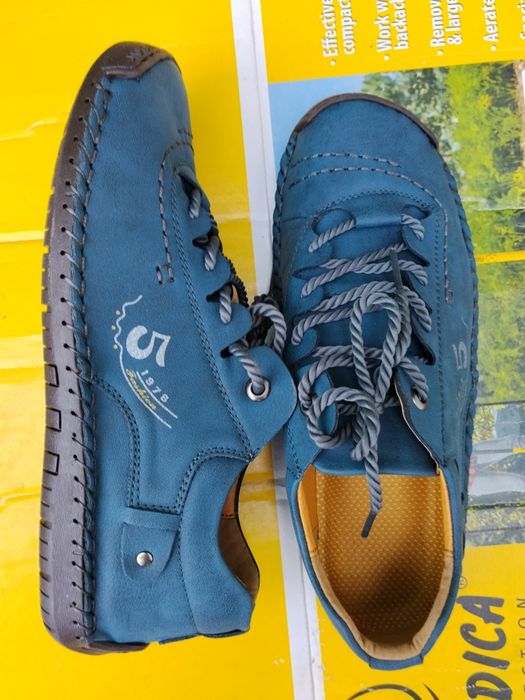 Кросівки (туфлі) чоловічі легкі спортивні, прошиті, р. 43.