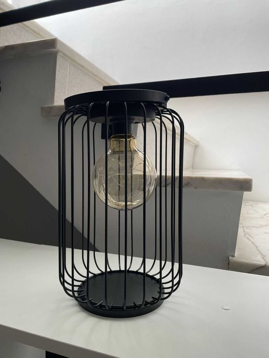 Vários objetos de decoração